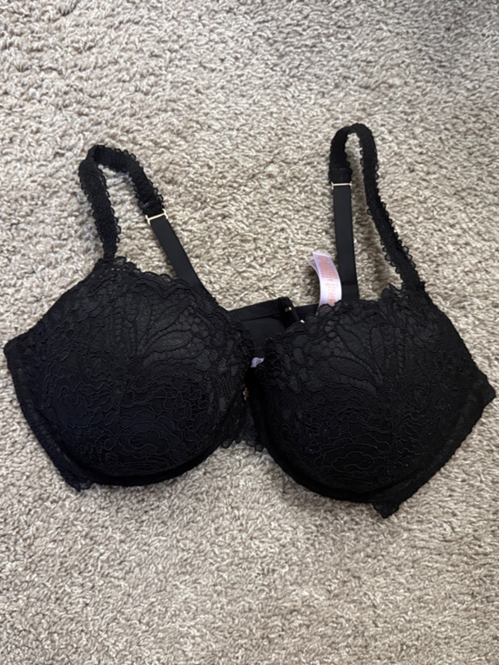 Black Lace Push-Up Bra - Women's Intimates